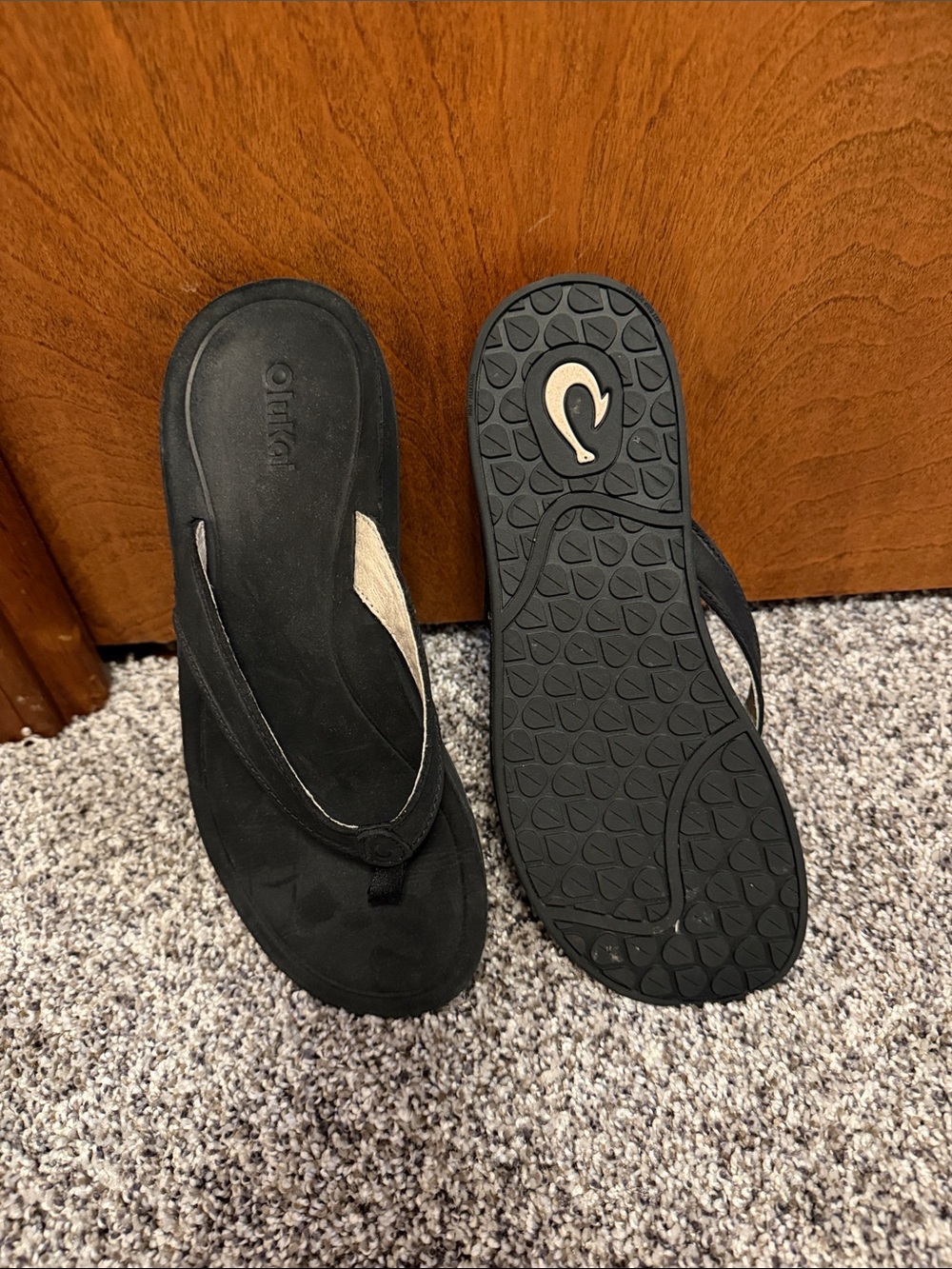 OluKai Black Women's Flip Flop Sandals with Cream Footbed Accent